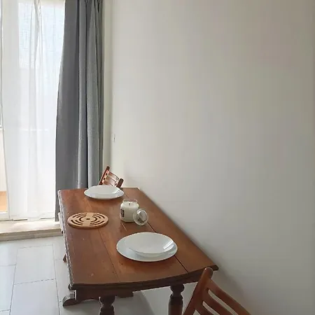 Apartamento La Terrazza Sull'appia By Hostand